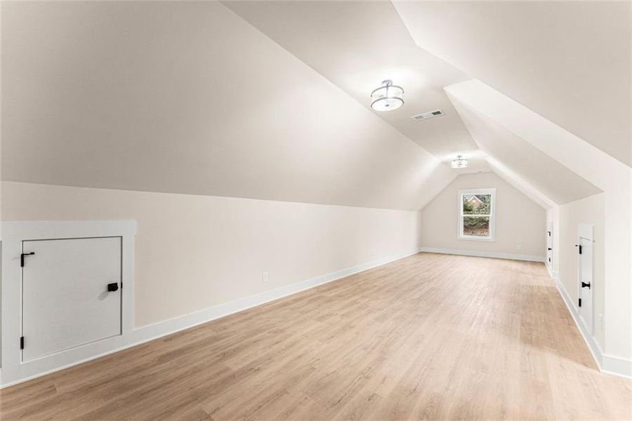 Spacious, unfurnished interior of a new home in , Gainesville (Image 73).