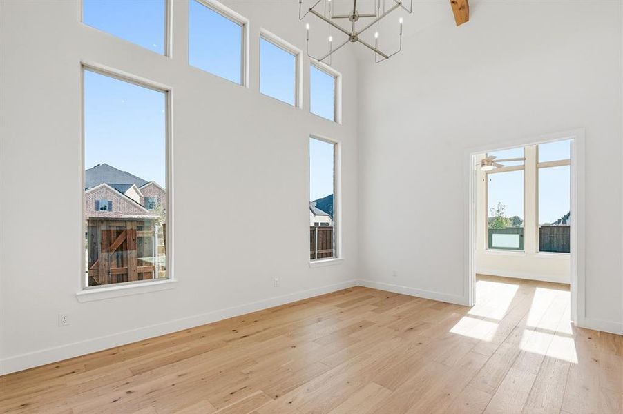 Spacious, unfurnished interior of a new home in Saddle Star Estates, Rockwall (Image 19).