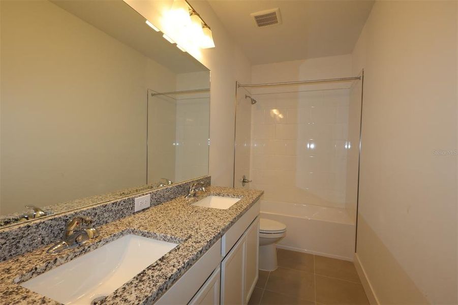 Furnished interior view inside a new home in Vistera of Venice – Garden Series, Nokomis (Image 13).