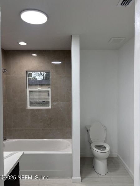 Furnished interior view inside a new home in , Jacksonville (Image 9).