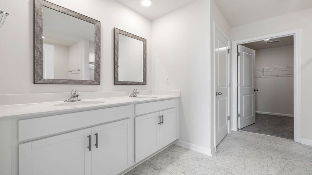 Furnished interior view inside a new home in Sage Grove, Lyman (Image 10).