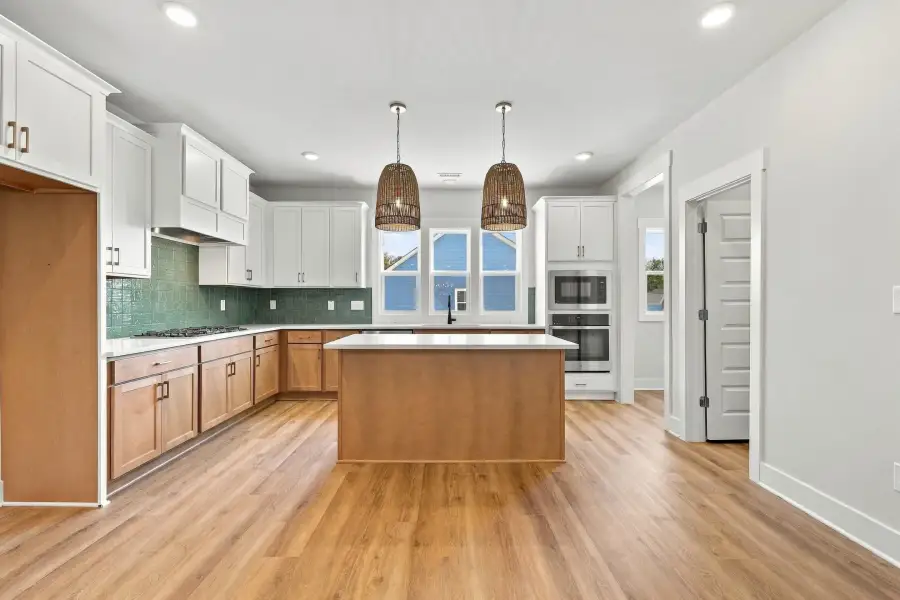 Furnished interior view inside a new home in Allen Park, Raleigh (Image 8).