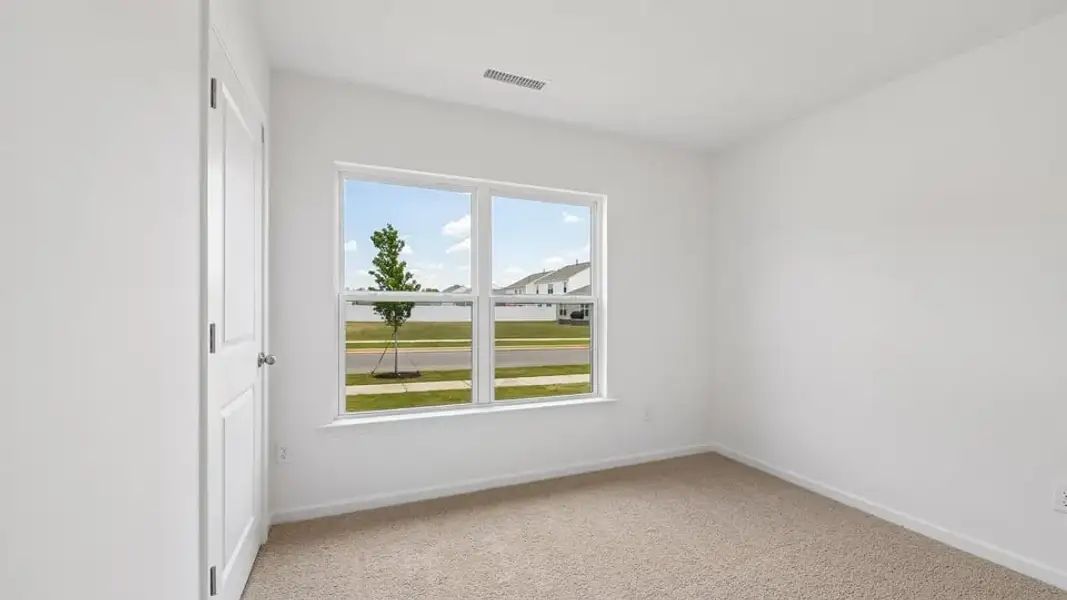 Spacious, unfurnished interior of a new home in Wilson's Ridge, Wilson's Mills (Image 31).