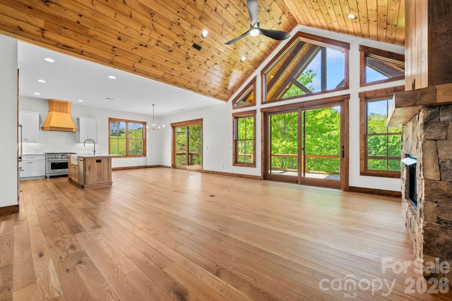 Spacious, unfurnished interior of a new home in , Banner Elk (Image 34).