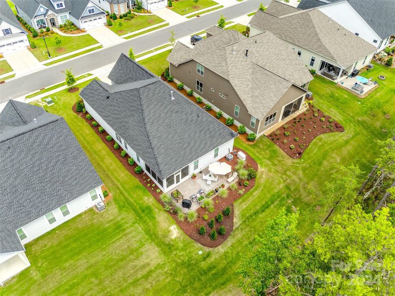 This well-maintained neighborhood is evident from above.