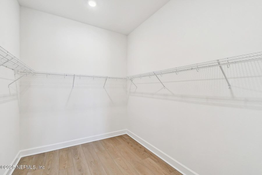 Spacious, unfurnished interior of a new home in Seven Pines 50' Front Entry, Jacksonville (Image 15).