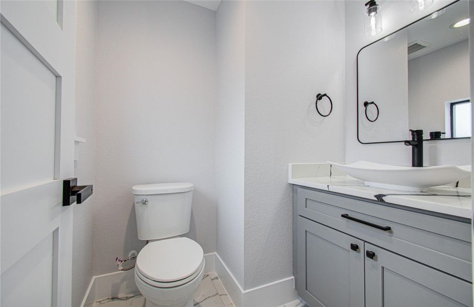 Furnished interior view inside a new home in , Houston (Image 8).