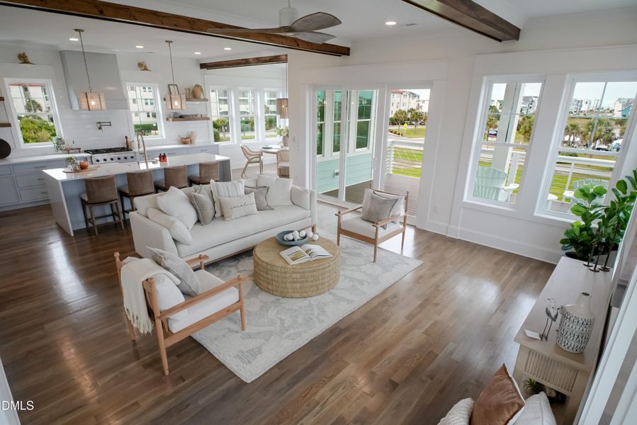 6CapeLn_Staged_70Living