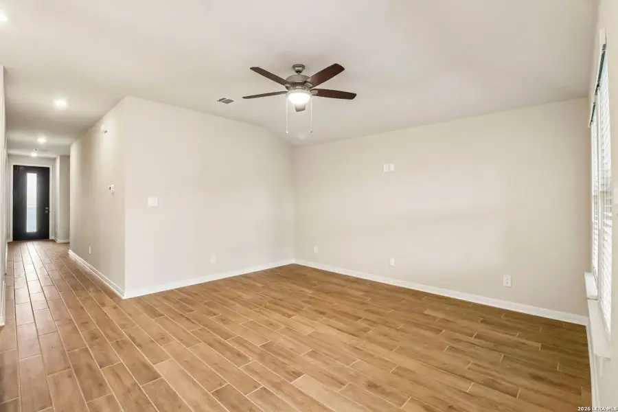 Spacious, unfurnished interior of a new home in Catalina, Converse (Image 34). Spacious, unfurnished interior of a new home in Catalina, Converse (Image 34).