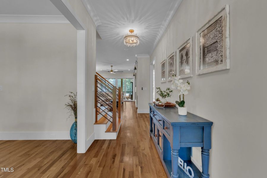 08-1120 Springdale Dr-1