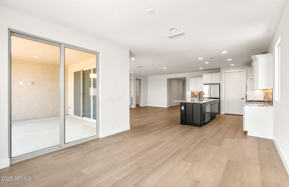 Cafe/Kitchen Cafe/Kitchen