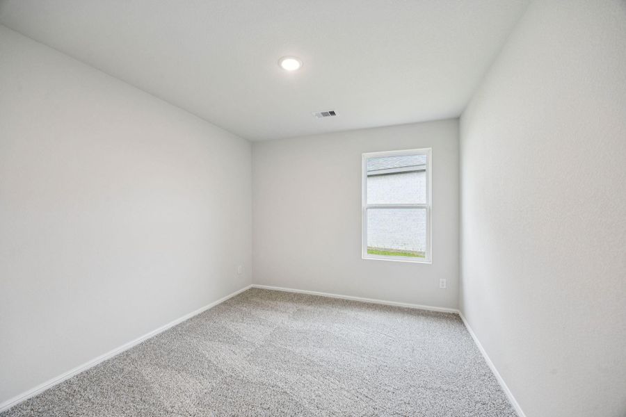 Spacious, unfurnished interior of a new home in Saint Tropez, Huffman (Image 19).