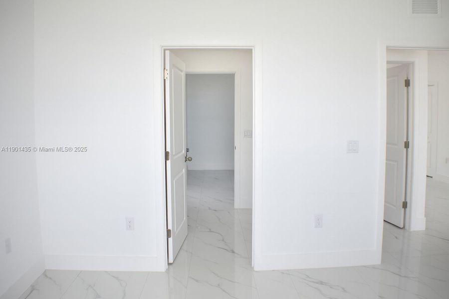 Image 27 of a home in .