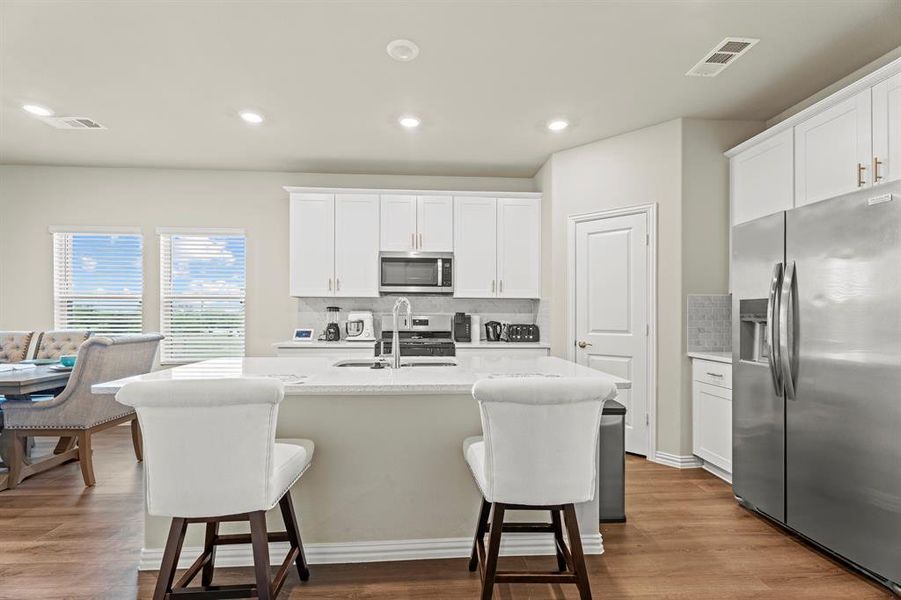 Furnished interior view inside a new home in Briarwood Hills - Highland Series, Forney (Image 31). Furnished interior view inside a new home in Briarwood Hills - Highland Series, Forney (Image 31).