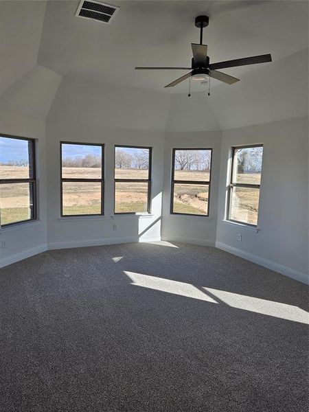 Spacious, unfurnished interior of a new home in Corner Stone Ranch, Howe (Image 18).