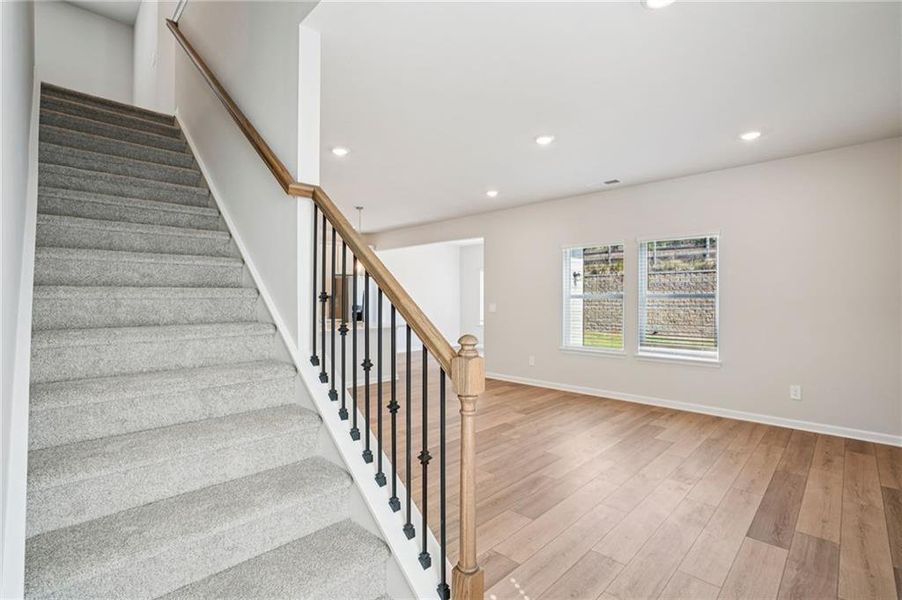 Spacious, unfurnished interior of a new home in Hawthorne Station, College Park (Image 19).