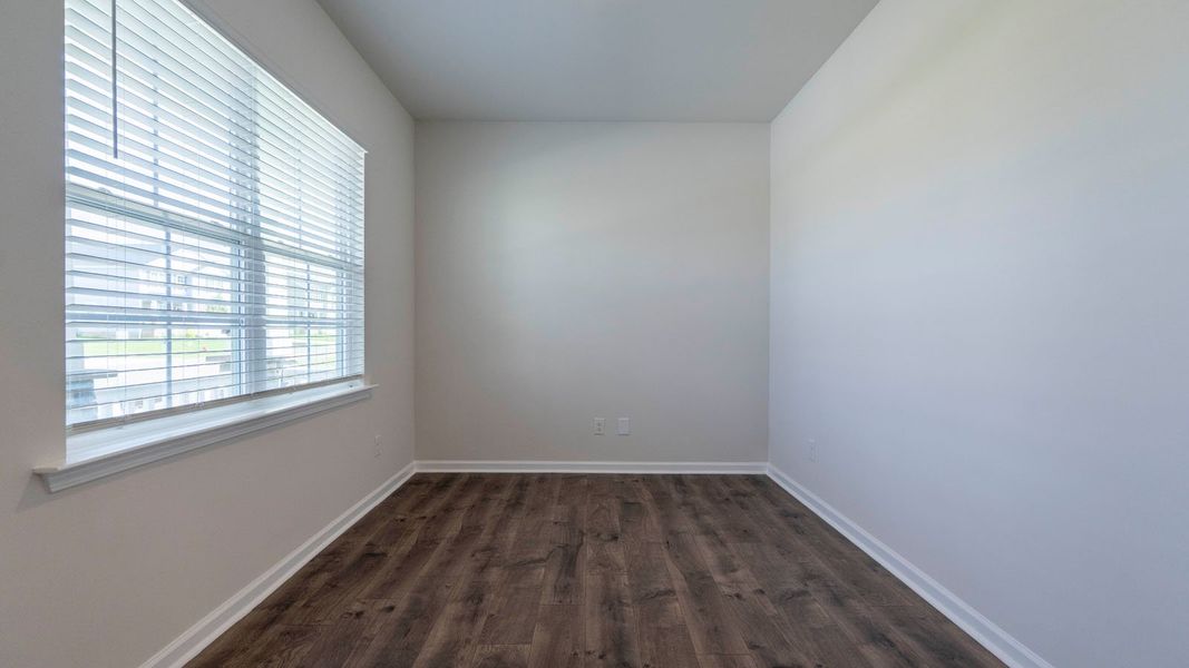 Spacious, unfurnished interior of a new home in The Landing at Summerhaven, Mebane (Image 8).