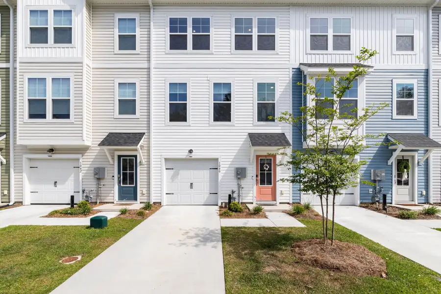 Front exterior of a new home in , Hanahan, SC, highlighting curb appeal (Image 1). Front exterior of a new home in , Hanahan, SC, highlighting curb appeal (Image 1).