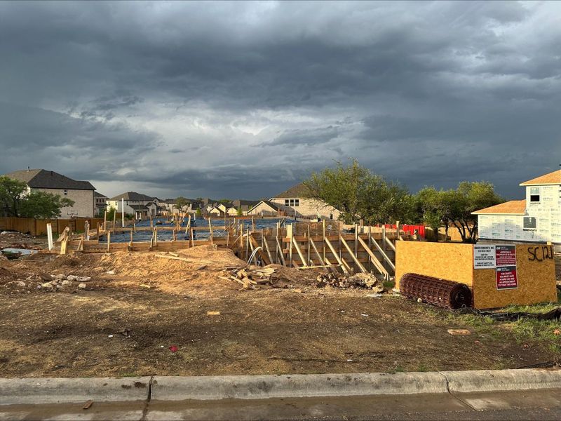 121 Amber Oak Lane Under Construction