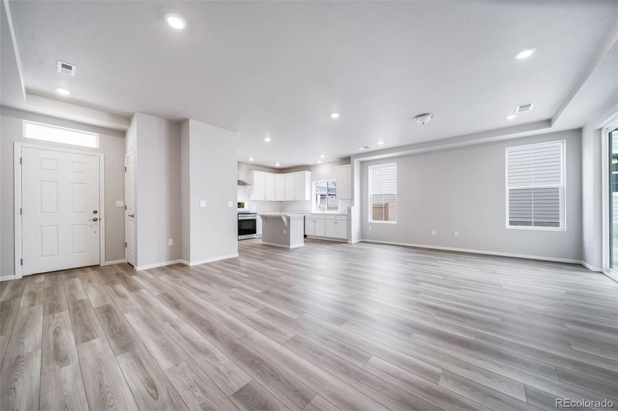 Spacious, unfurnished interior of a new home in The Reserve, Aurora (Image 9). Spacious, unfurnished interior of a new home in The Reserve, Aurora (Image 9).