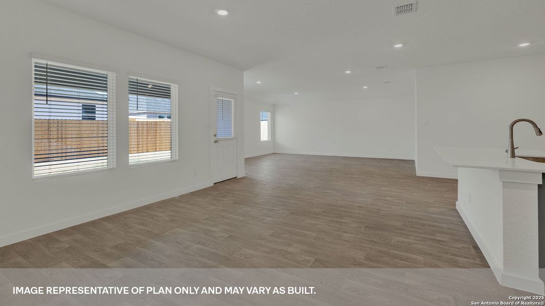Spacious, unfurnished interior of a new home in Sonoma Oaks, Fredericksburg (Image 12). Spacious, unfurnished interior of a new home in Sonoma Oaks, Fredericksburg (Image 12).