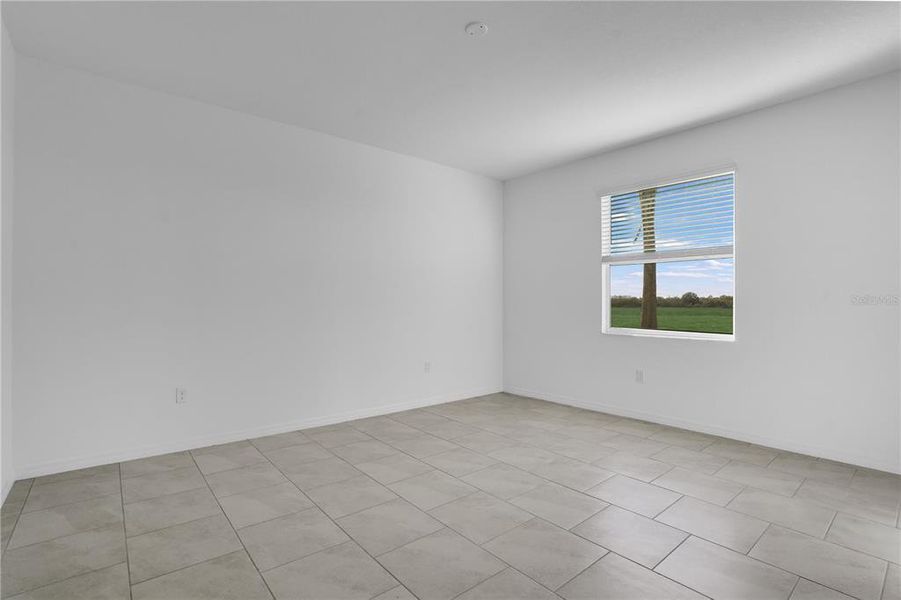 Spacious, unfurnished interior of a new home in Rye Ranch, Parrish (Image 15).