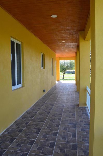 Exterior details and patio area of a home in , Clewiston (Image 23).