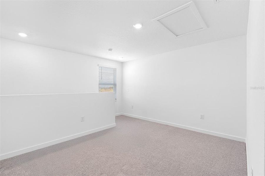 Spacious, unfurnished interior of a new home in Fulton Meadows, Lakeland (Image 9).