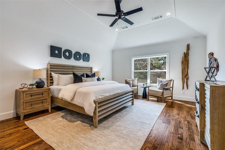 Furnished interior view inside a new home in , Dallas (Image 18).