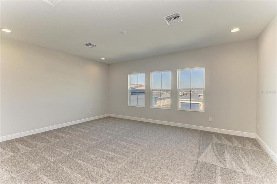 Spacious, unfurnished interior of a new home in North River Ranch, Parrish (Image 34). Spacious, unfurnished interior of a new home in North River Ranch, Parrish (Image 34).