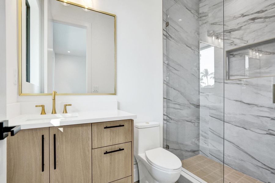 Bedroom 2 Bath Bedroom 2 Bath