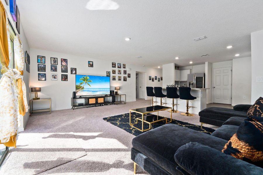 Image 36 of a home in .