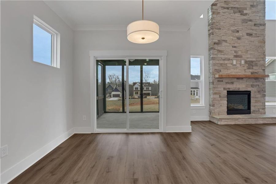 Spacious, unfurnished interior of a new home in Twin Lakes, Hoschton (Image 35).