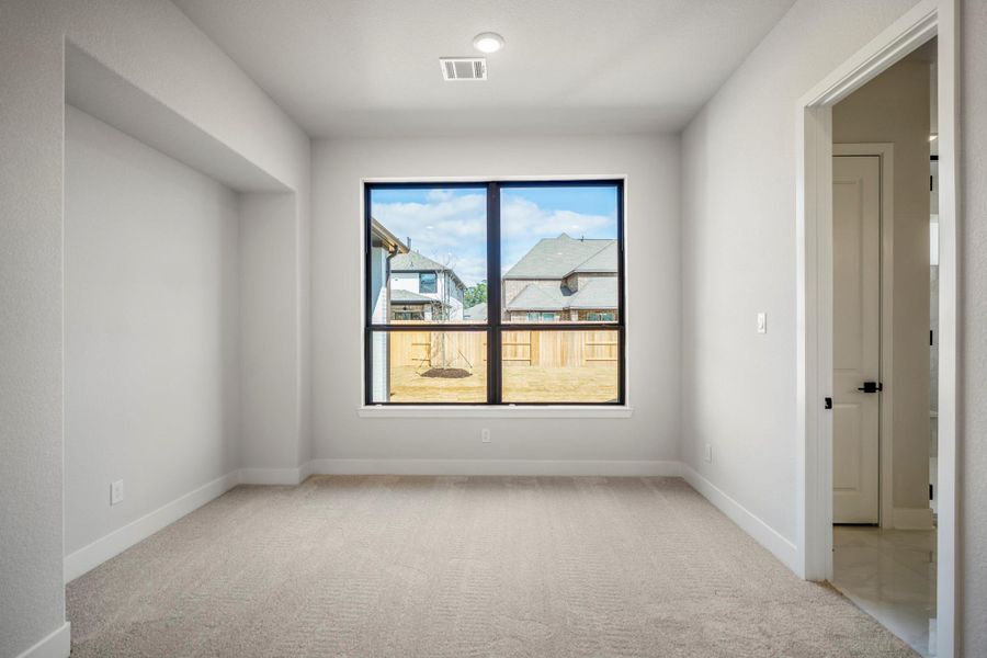 Spacious, unfurnished interior of a new home in Artavia 70′ Lots, Conroe (Image 47).