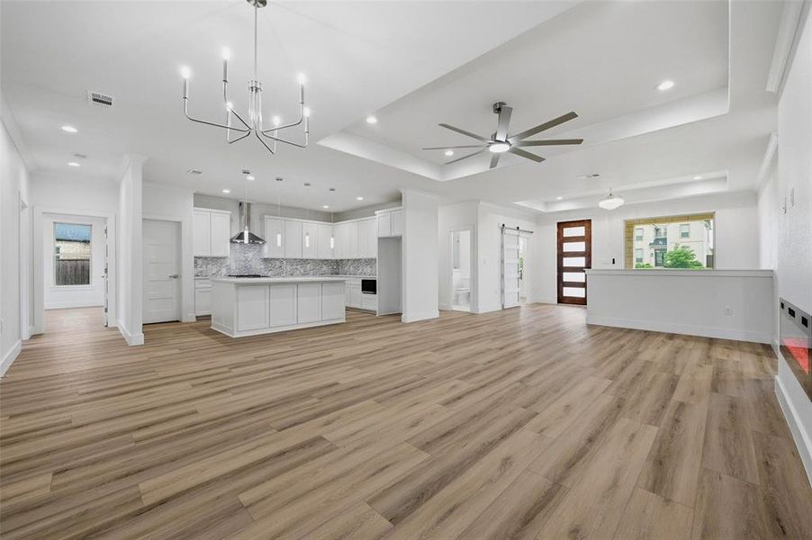 Spacious, unfurnished interior of a new home in , Pottsboro (Image 19). Spacious, unfurnished interior of a new home in , Pottsboro (Image 19).