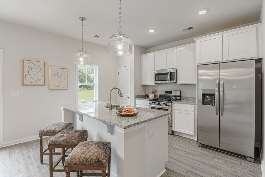Representative furnished interior of a home built from the Adger by Hurricane Builders in Amber Hill, West Columbia (Image 11).
