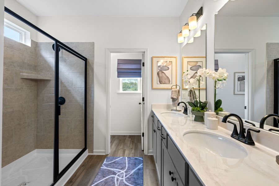 **This photo is of a different home, but similar layout** **This photo is of a different home, but similar layout**