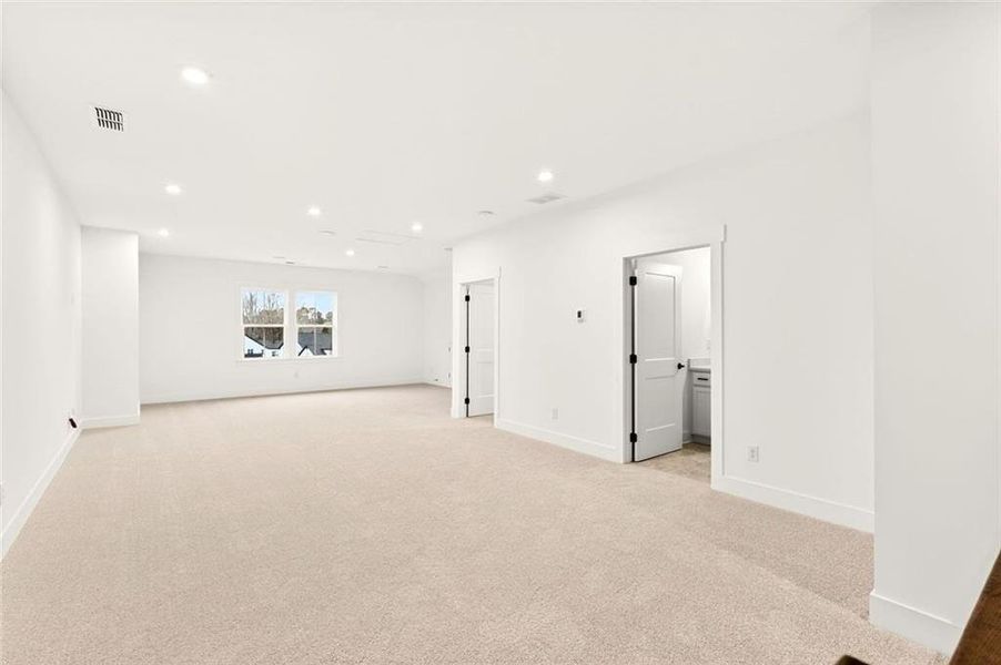 Spacious, unfurnished interior of a new home in , Cumming (Image 52).