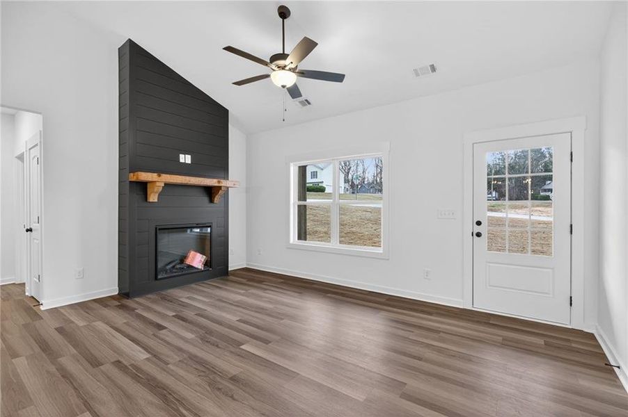 Spacious, unfurnished interior of a new home in , Cedartown (Image 23).