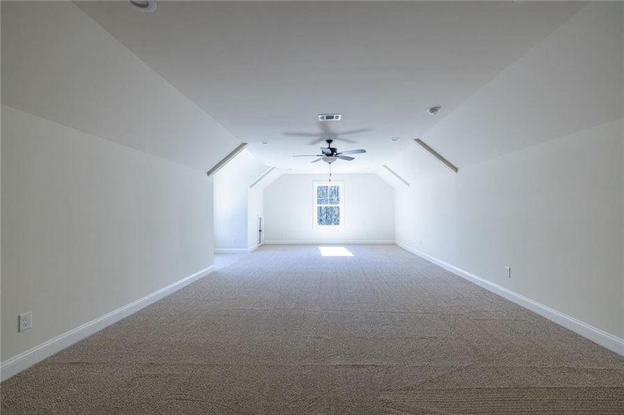Spacious, unfurnished interior of a new home in , Dallas (Image 43).