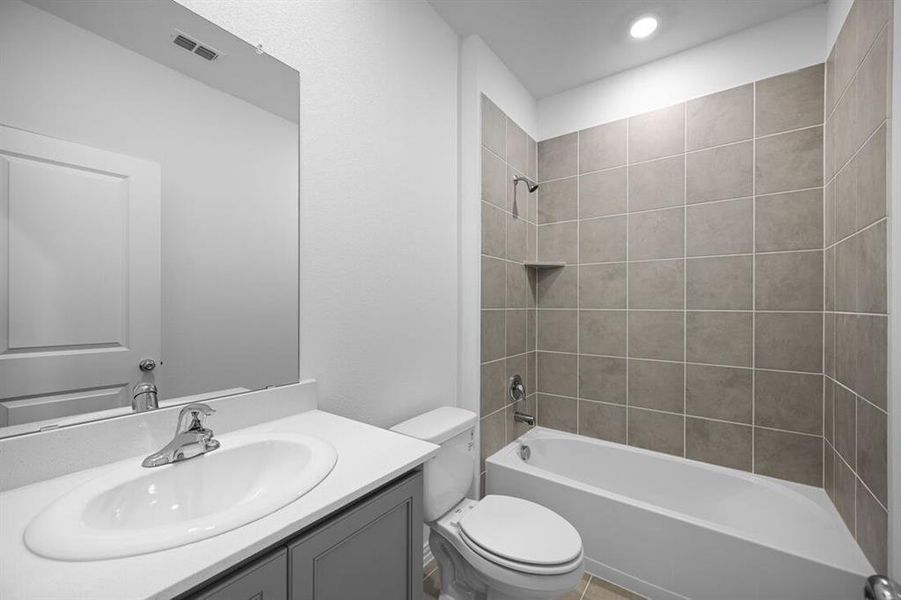 2600 Glacier Road ~ Ready Now
