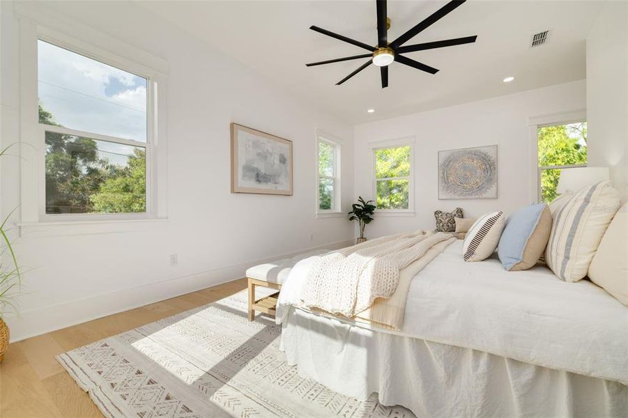 Furnished interior view inside a new home in , St. Petersburg (Image 16).