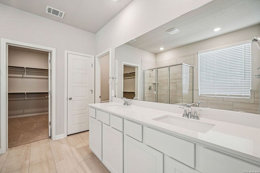 Furnished interior view inside a new home in Estancia Ranch - Classic Series, San Antonio (Image 15).