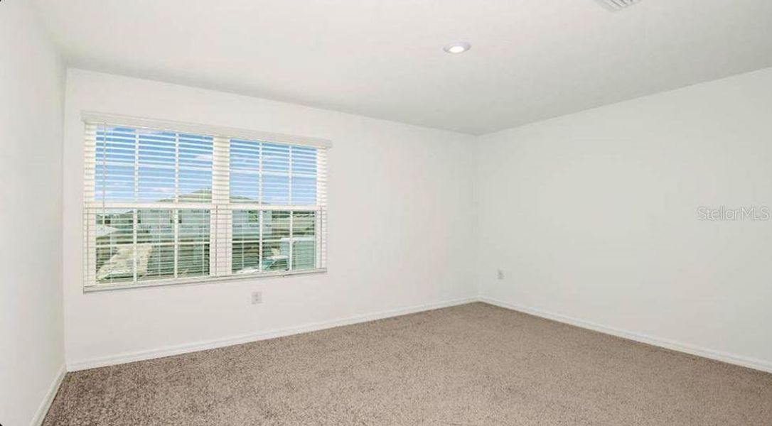 Spacious, unfurnished interior of a new home in Palm Wind, Hudson (Image 14).