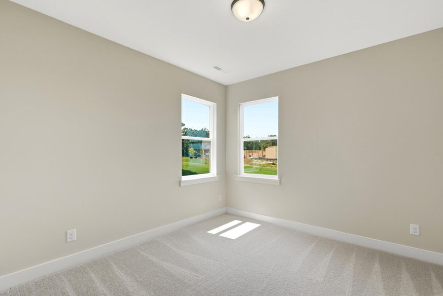 Spacious, unfurnished interior of a new home in Waterford Commons, Rock Hill (Image 32).
