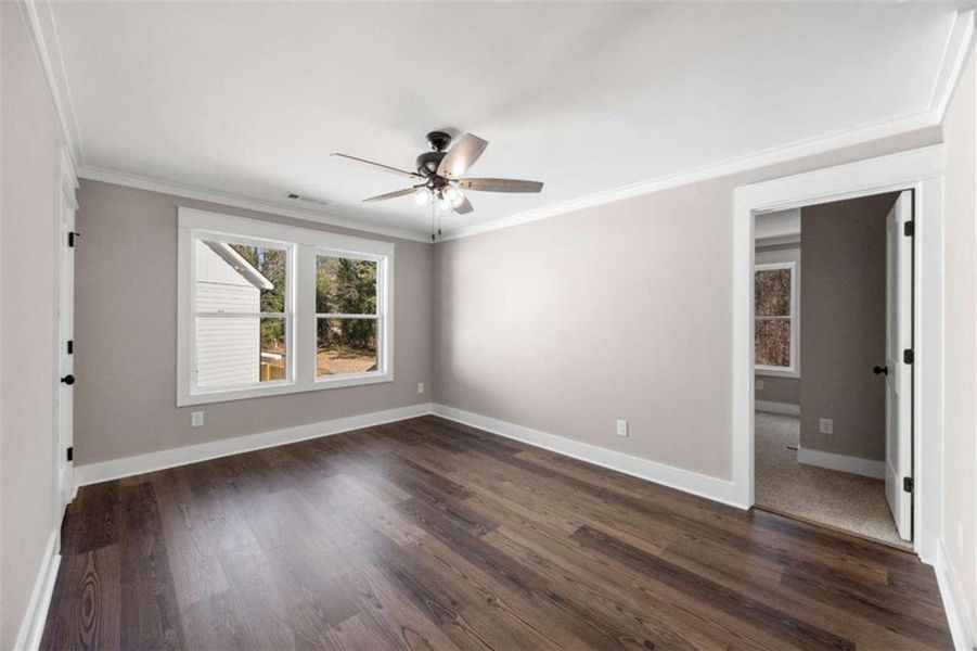 Spacious, unfurnished interior of a new home in , Monroe (Image 38).