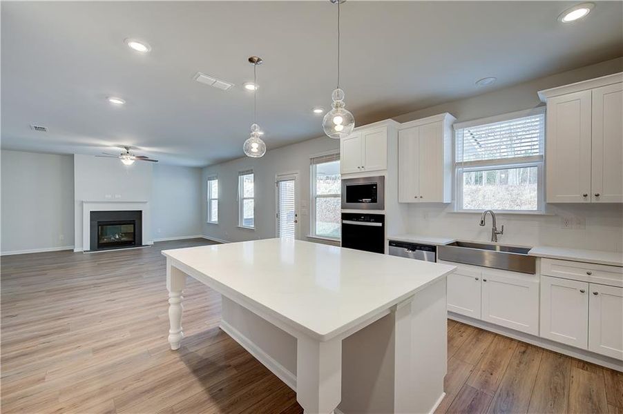 Furnished interior view inside a new home in Hamilton Lakes, Lawrenceville (Image 9).