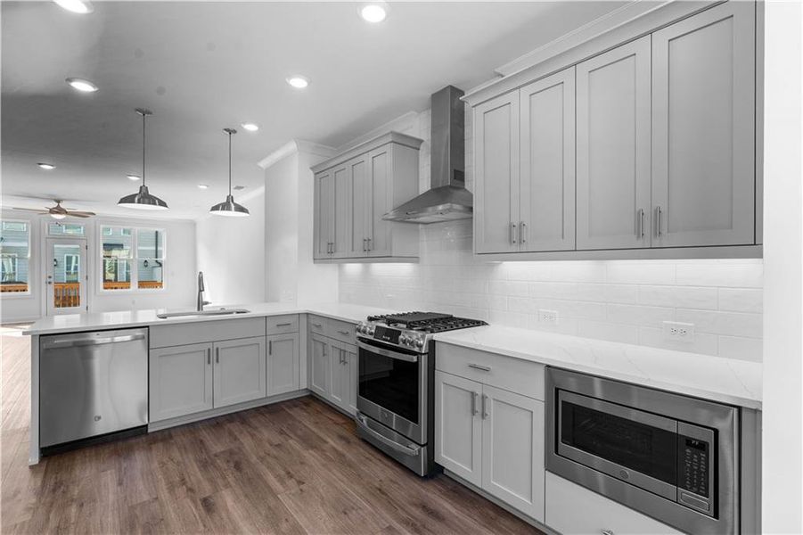 Furnished interior view inside a new home in Evanshire Townhomes, Duluth (Image 8).