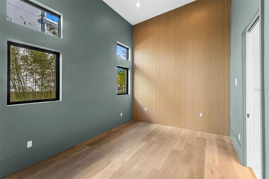 Spacious, unfurnished interior of a new home in , New Smyrna Beach (Image 55).