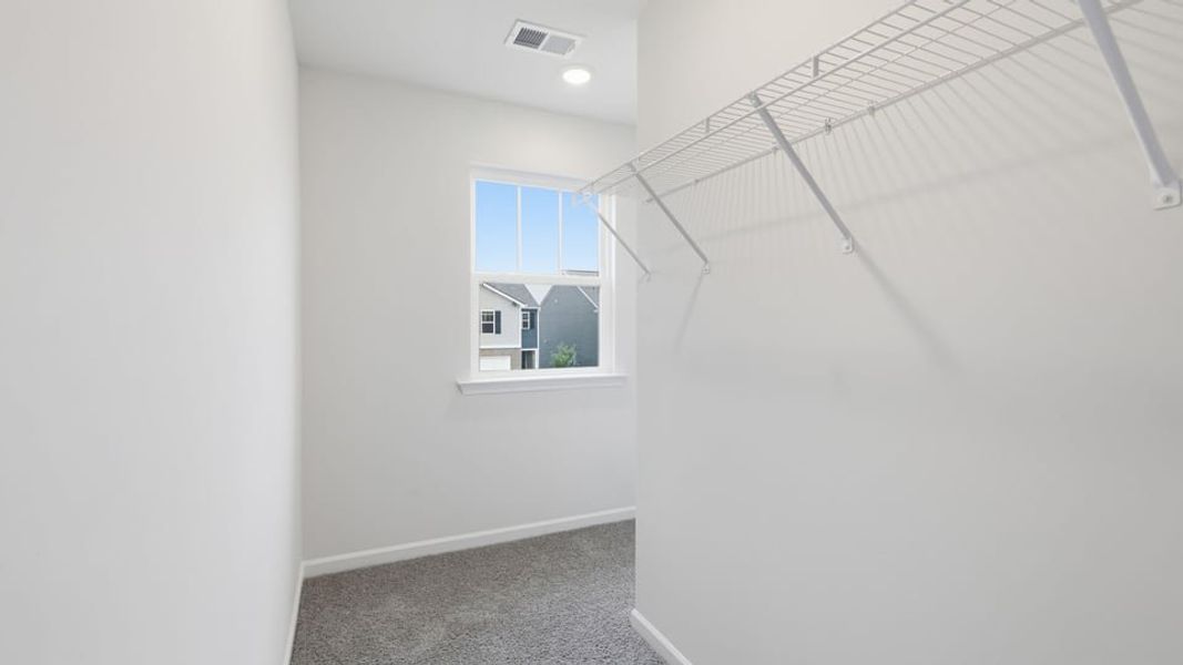 Spacious, unfurnished interior of a new home in Baxter Village, Boiling Springs (Image 34).